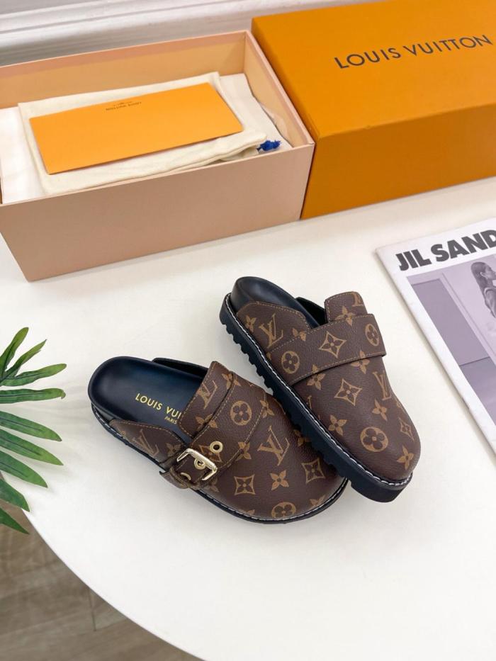 LOUIS VUITTON Closed Toe Slippers Women's Brown