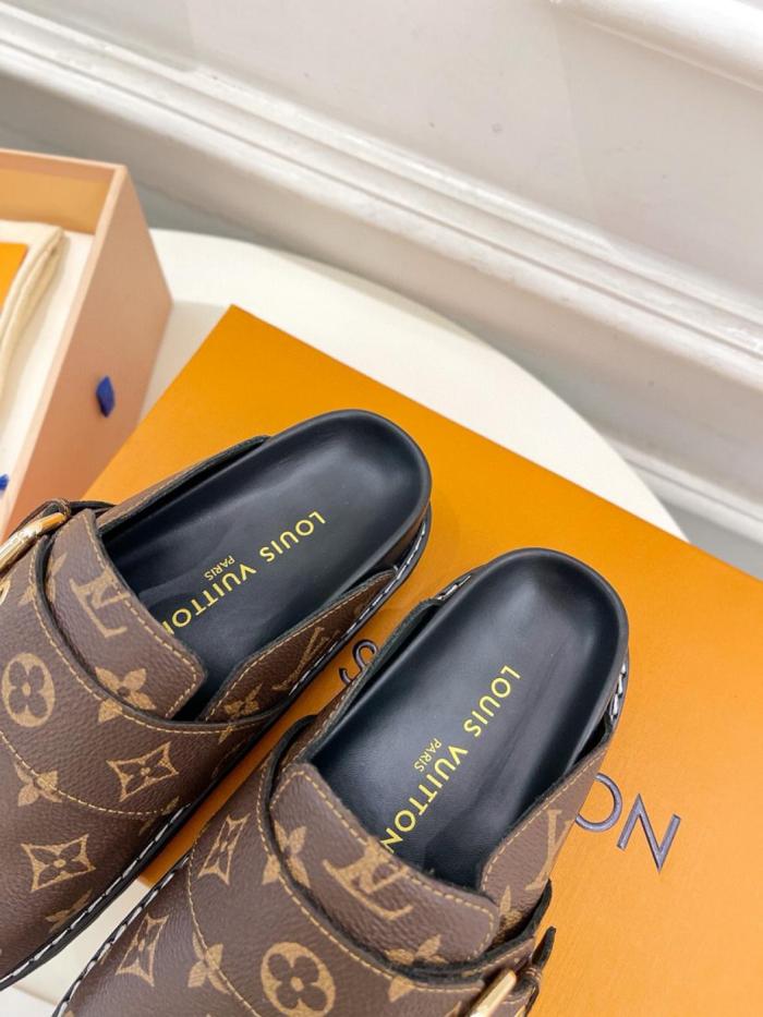 LOUIS VUITTON Closed Toe Slippers Women's Brown