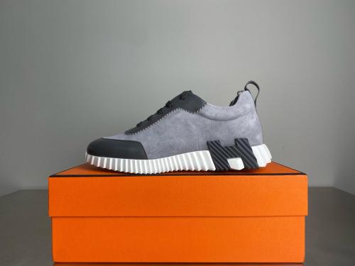 HERMES Low top Casual Shoes Gray