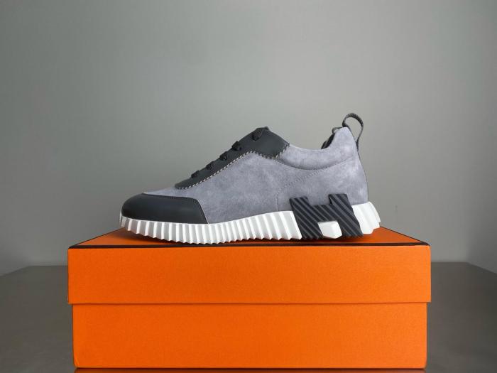 HERMES Low top Casual Shoes Gray