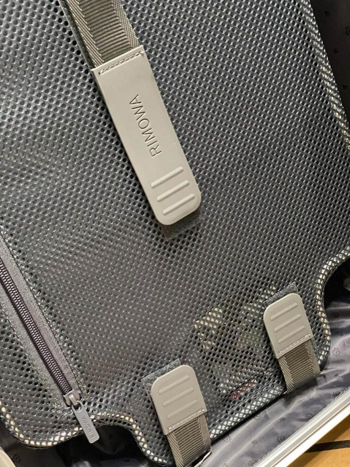 RIMOWA ORIGINAL Metal Suitcase For Checked Luggage 21 Inch Unisex Silver 55*40*23cm