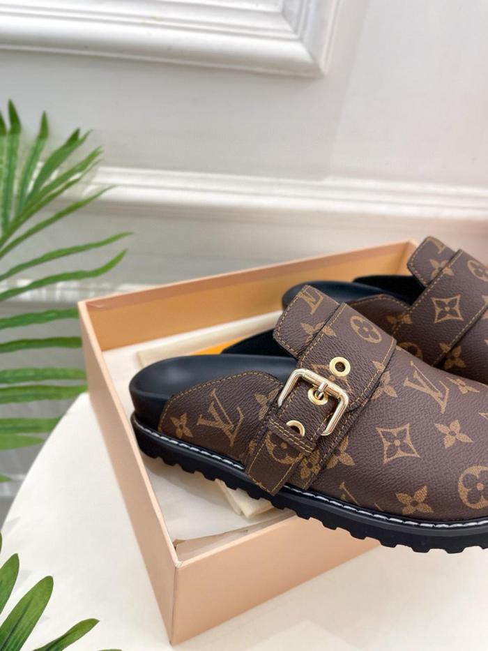LOUIS VUITTON Closed Toe Slippers Women's Brown