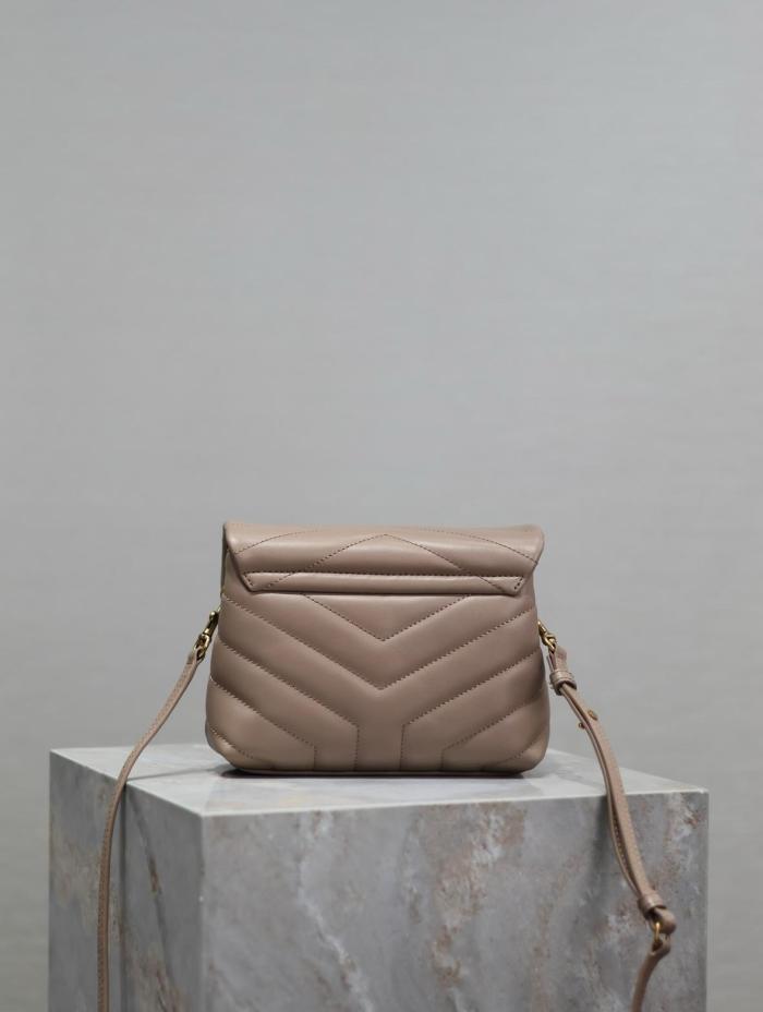 SAINT LAURENT Calfskin Shoulder Bag Women's Light Umber 678401-DV707-2721 L20ｃｍ W7.5cm H14cm
