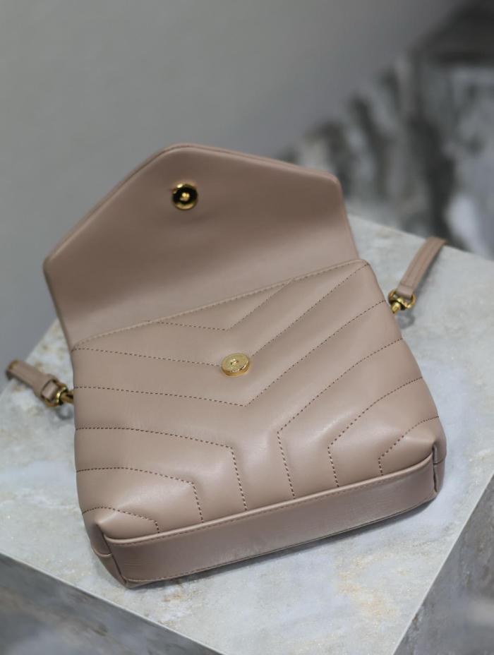 SAINT LAURENT Calfskin Shoulder Bag Women's Light Umber 678401-DV707-2721 L20ｃｍ W7.5cm H14cm