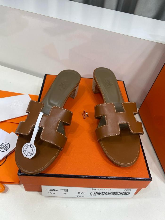 HERMES Oasis Gold Calfskin