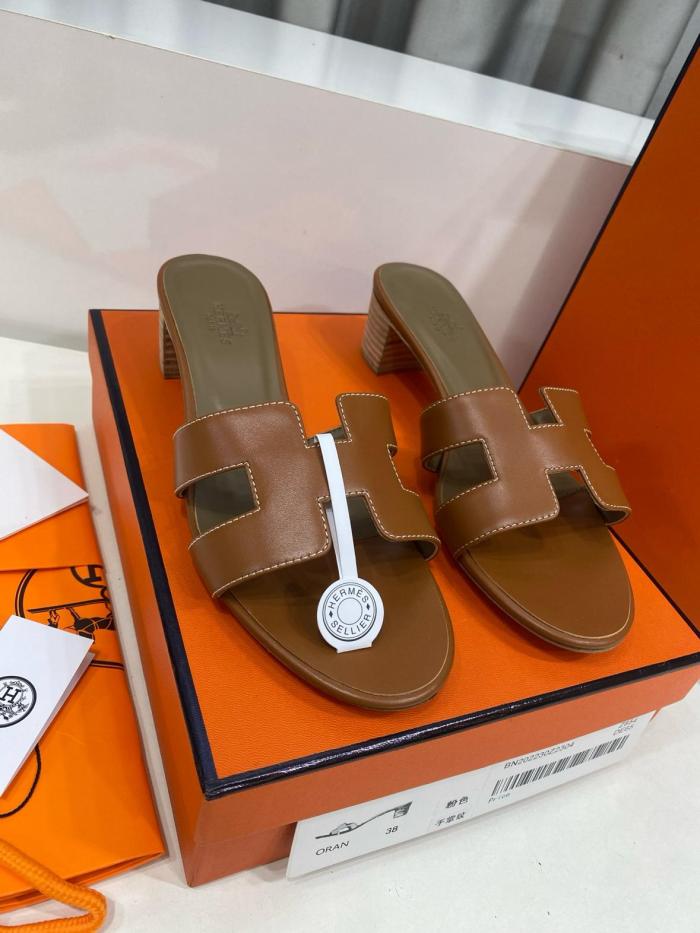 HERMES Oasis Gold Calfskin