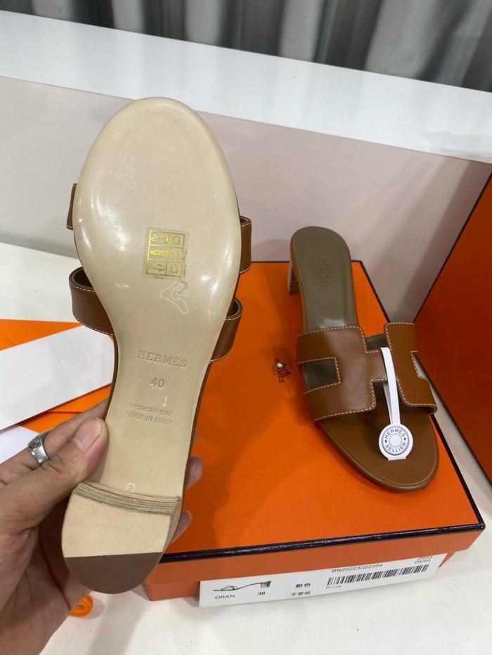 HERMES Oasis Gold Calfskin