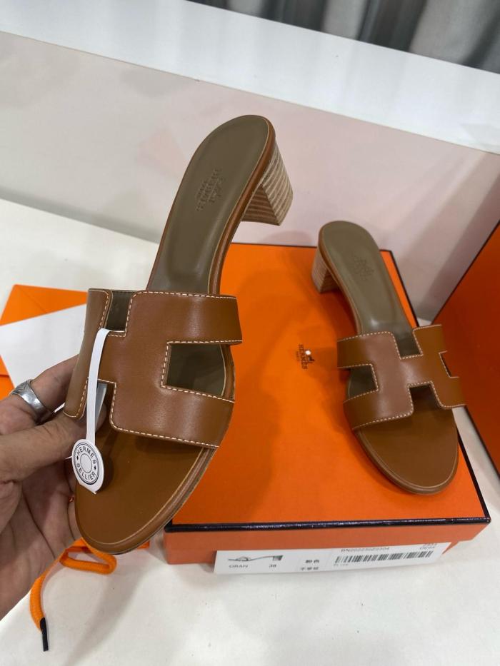 HERMES Oasis Gold Calfskin