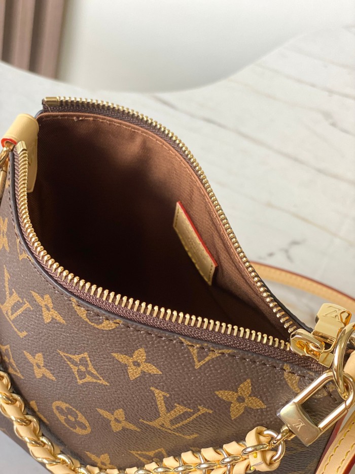 LOUIS VUITTON Handbags M29099 size 17.5*9.5*18cm