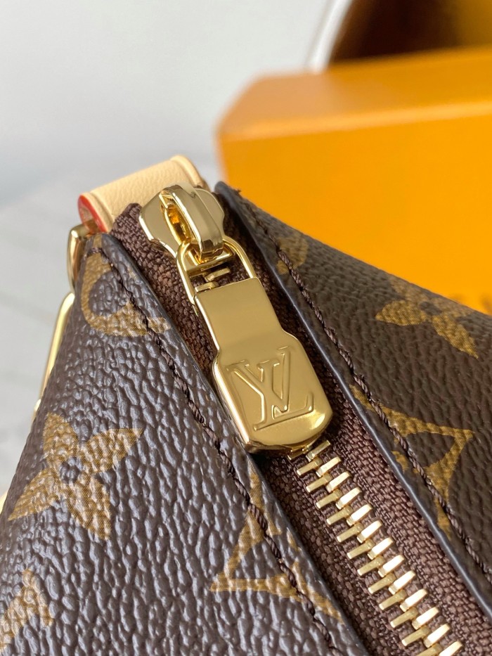LOUIS VUITTON Handbags M29099 size 17.5*9.5*18cm