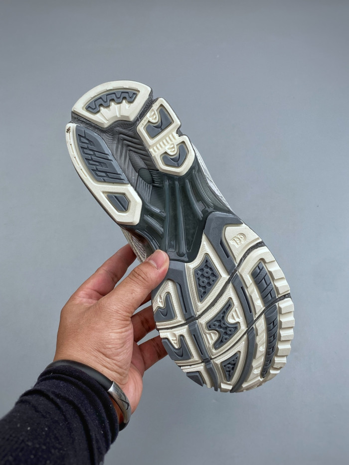 ASICS Gel-Kayano 14 Concrete Pure Silver