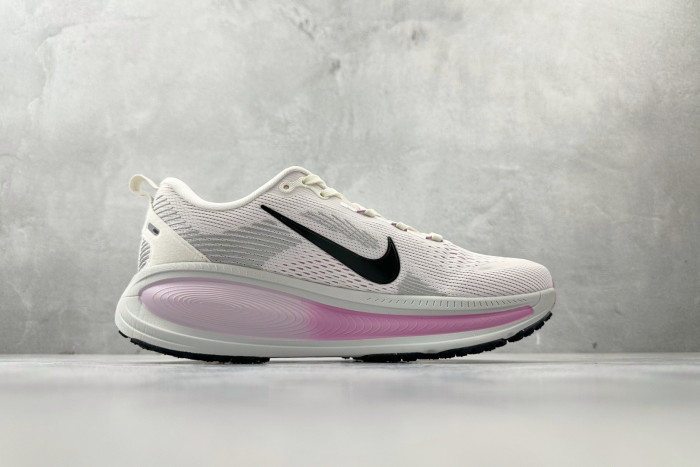 Nike Vomero 18 Sail Doll Beyond Pink Metallic Silver (Women's)