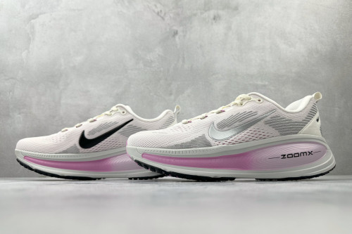 Nike Vomero 18 Sail Doll Beyond Pink Metallic Silver (Women's)