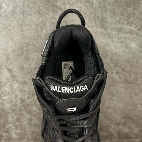 Balenciaga Runner LED Black