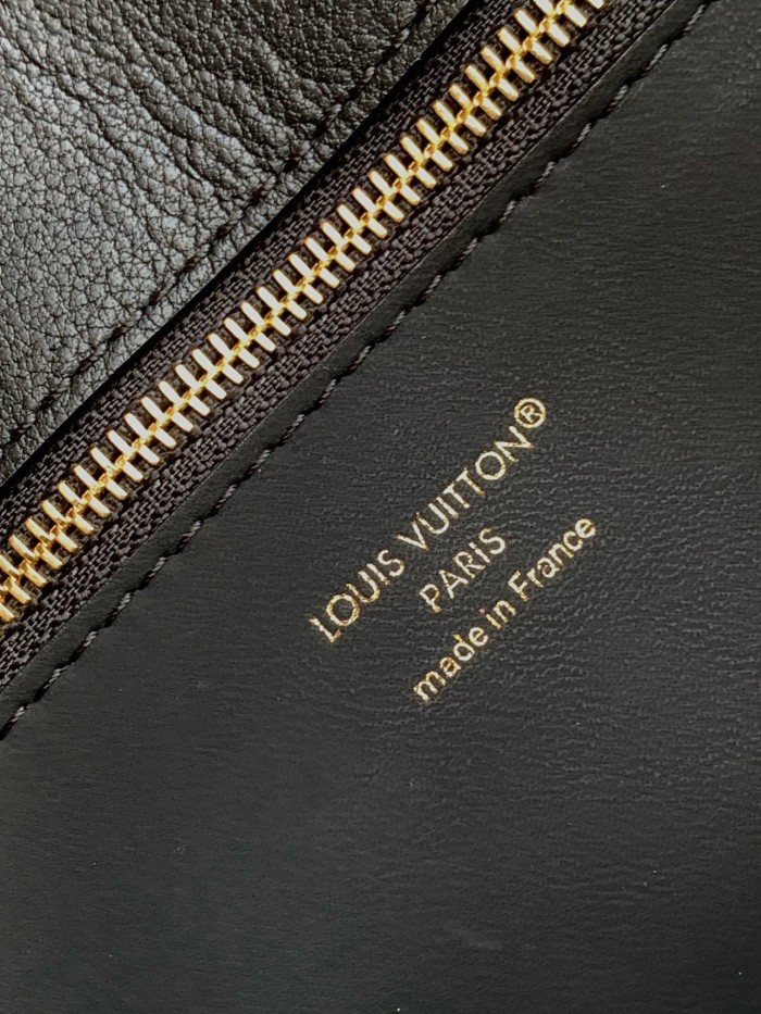 LOUIS VUITTON Vendome Calfskin Handbag Medium Women's Black M26338 L35.5 W17 H28cm
