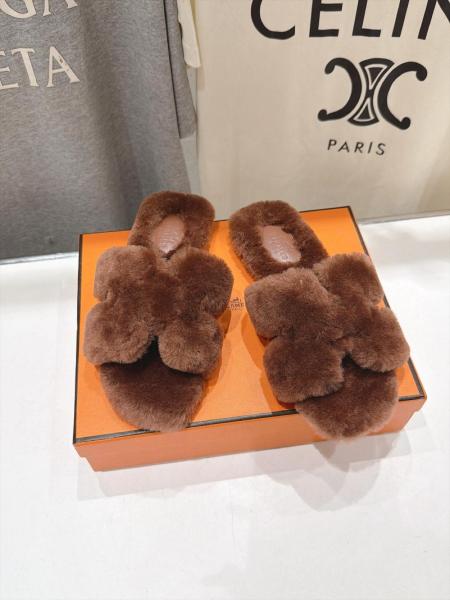 HERMES Oran Slide Slippers Women's Brown