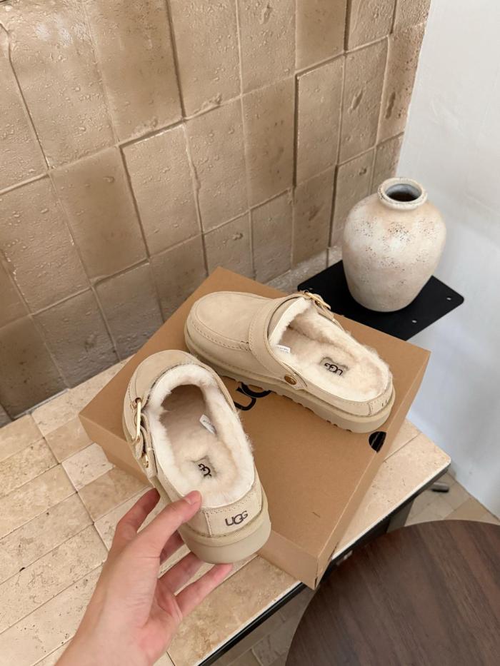 UGG Closed Toe Slippers Women's