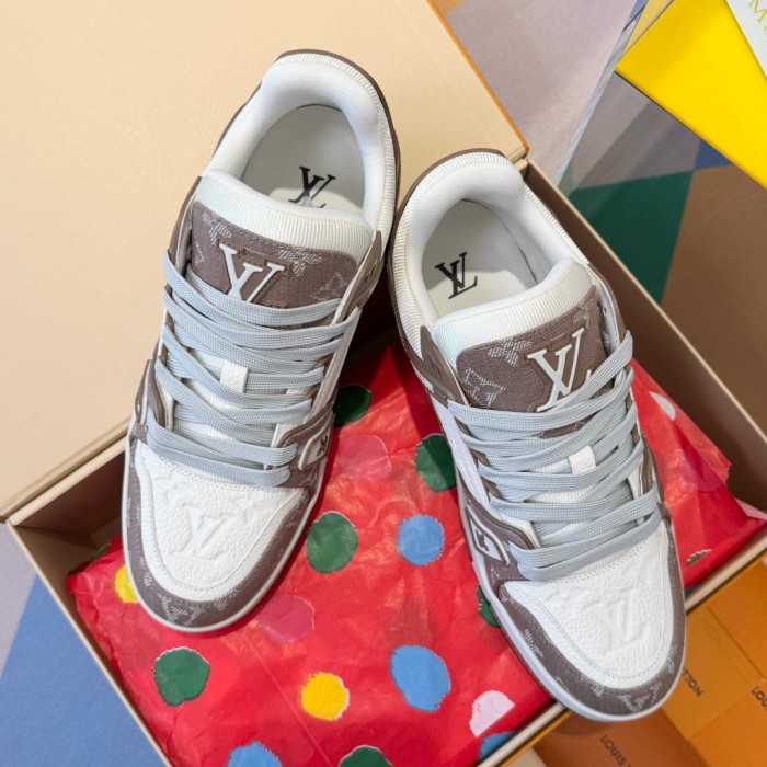 LOUIS VUITTON Trainer Cow Leather Low top Skateboard Shoes Brown