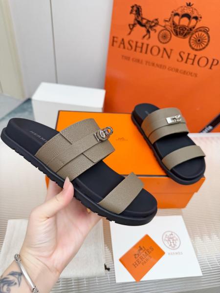 HERMES Jackson Rubber Slide Slippers Taupe
