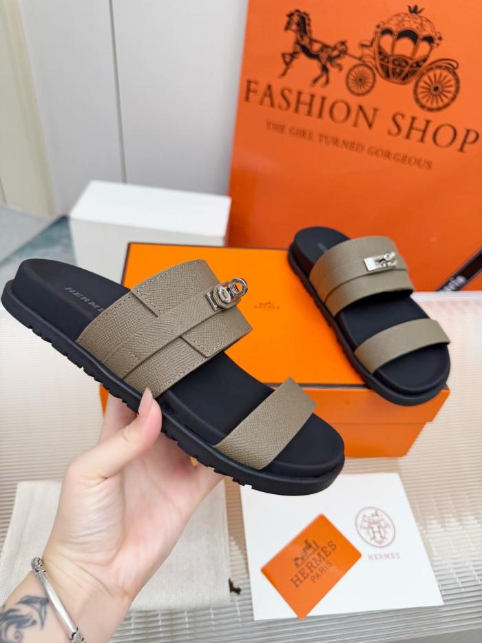 HERMES Jackson Rubber Slide Slippers Taupe