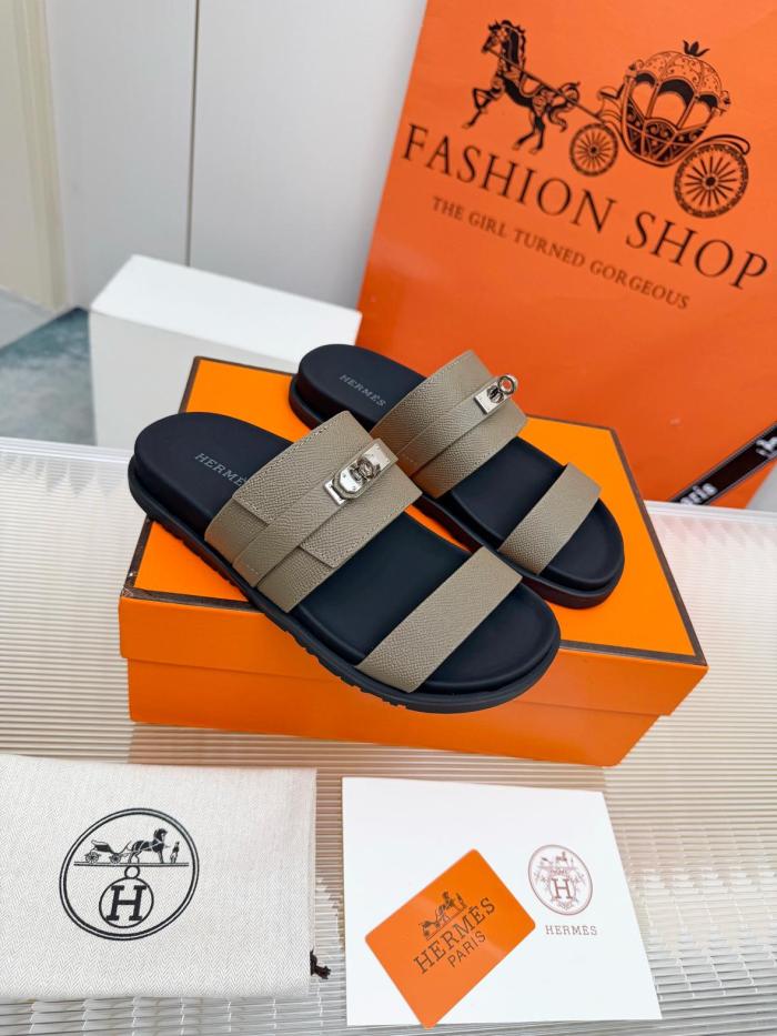 HERMES Jackson Rubber Slide Slippers Taupe
