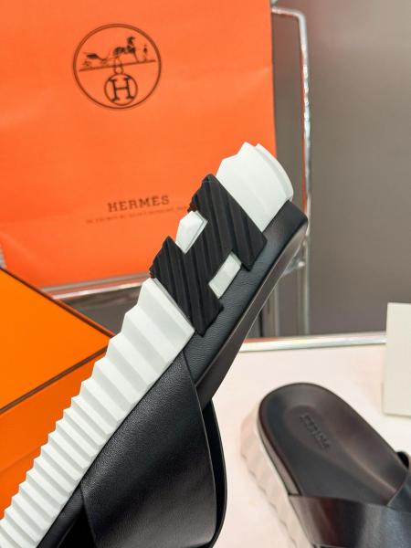 HERMES Infra Slide Slippers Black