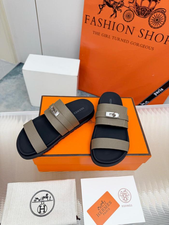 HERMES Jackson Rubber Slide Slippers Taupe