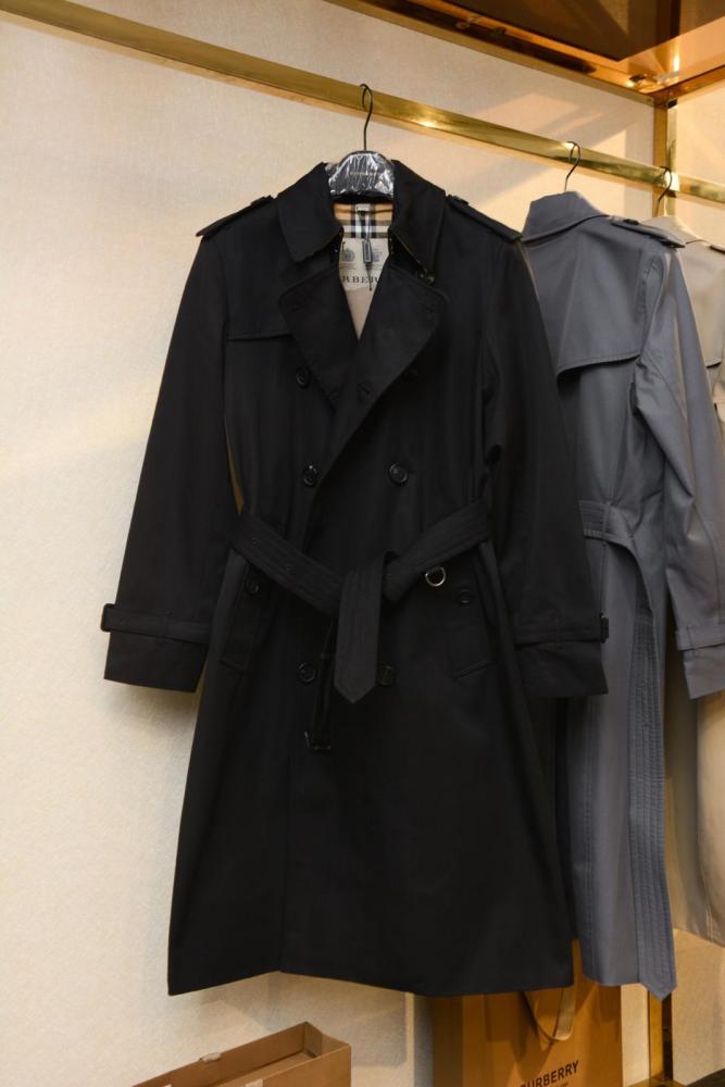 Burberry Trench Coat Classic Fit Women's Black