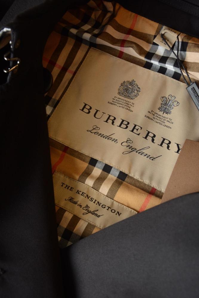 Burberry Trench Coat Classic Fit Women's Black