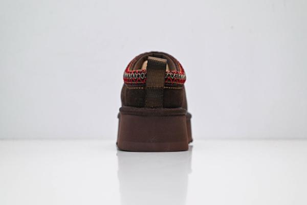 UGG Tazz II Tazz II Low top Casual Shoes Women's Brown