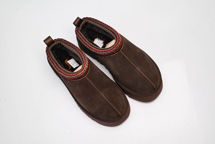 UGG Tazz II Tazz II Low top Casual Shoes Women's Brown
