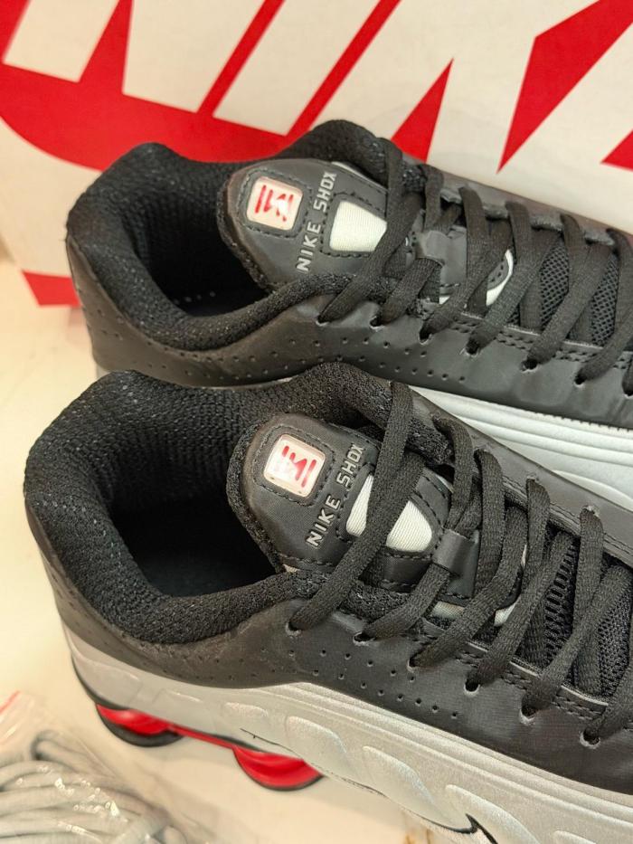 Nike Shox R4 Black Metallic Silver (2025)