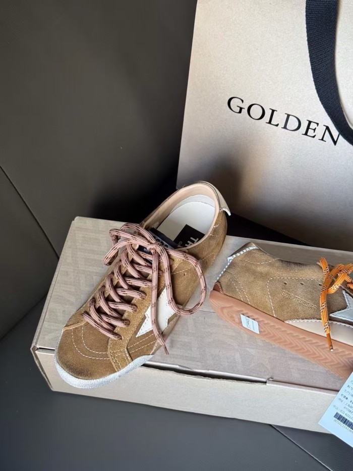 Golden Goose True Star Cow Leather Low top Casual Shoes Men's Tobacco