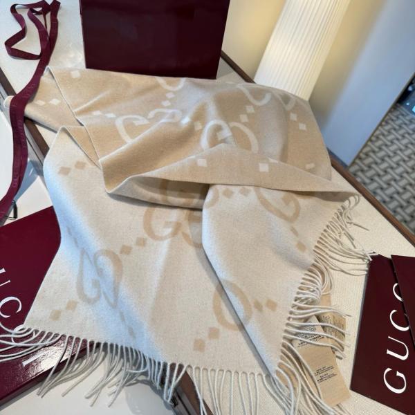 GUCCI Knit Scarves Women's Khaki