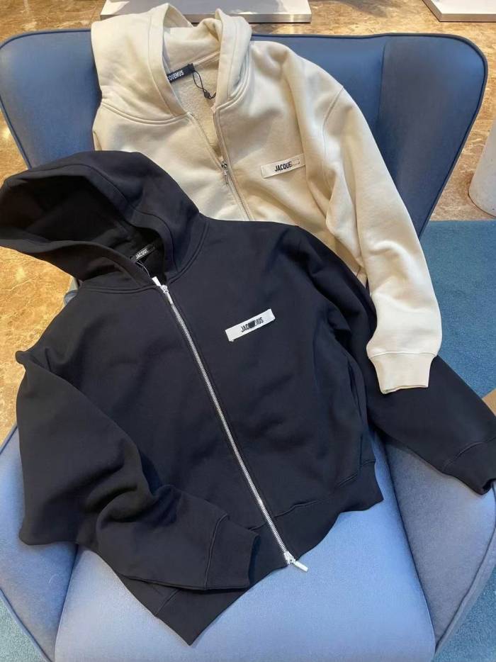 Jacquemus Logo Patch Zip Up Hoodie