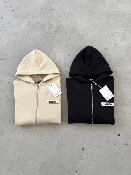 Jacquemus Logo Patch Zip Up Hoodie