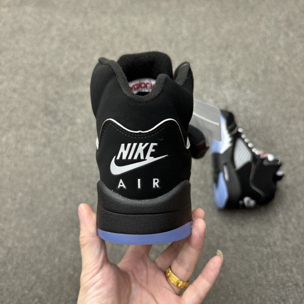 Jordan 5 Retro OG Black Metallic Reimagined