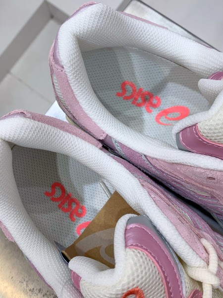 ASICS GEL NYC Abrasion Resistant Low top Running Shoes Unisex Pink