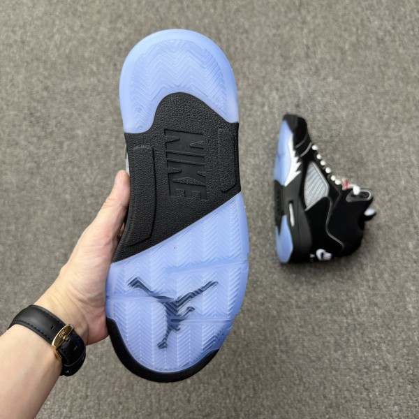 Jordan 5 Retro OG Black Metallic Reimagined