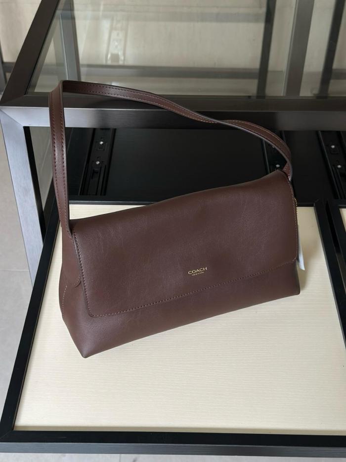 COACH Chelsea Natural Grain Cow Leather Shoulder Bag Large Women's Maple Brown CDS58-B4MPL L30cm W12cm H18cm