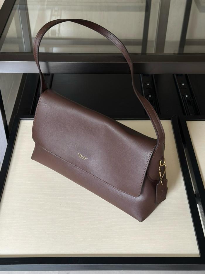 COACH Chelsea Natural Grain Cow Leather Shoulder Bag Large Women's Maple Brown CDS58-B4MPL L30cm W12cm H18cm