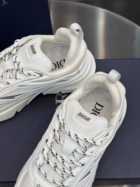 DIOR B44 Low top Running Shoes Men's White