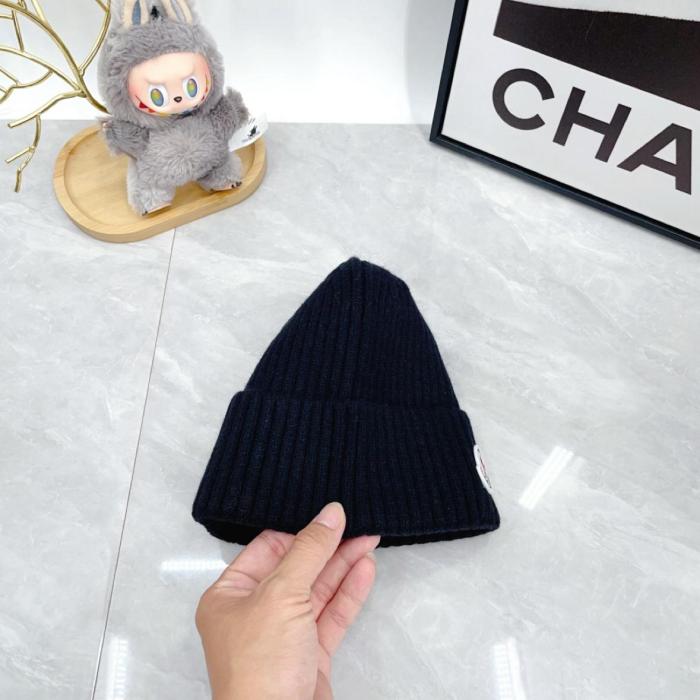 Moncler Logo-appliqué Ribbed-knit Beanie