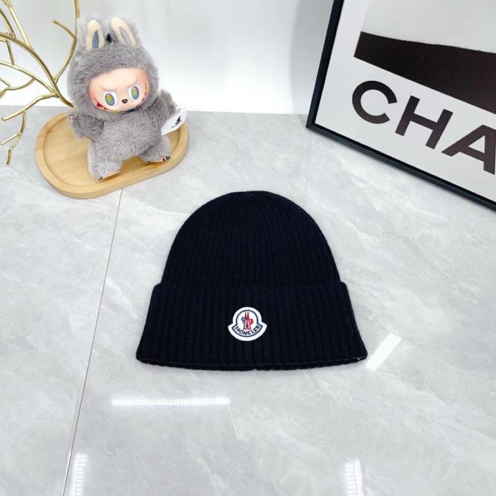 Moncler Logo-appliqué Ribbed-knit Beanie