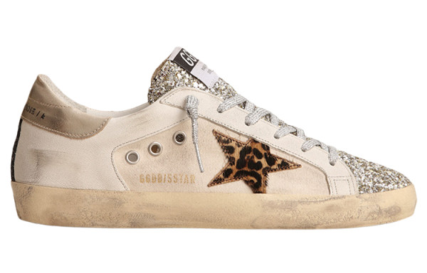 Golden Goose Super-Star Skate Shoes Women's Low-top Ecru