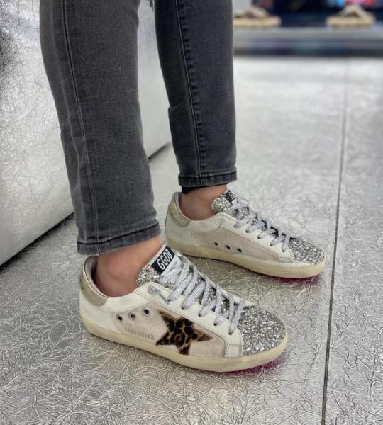 Golden Goose Super-Star Skate Shoes Women's Low-top Ecru