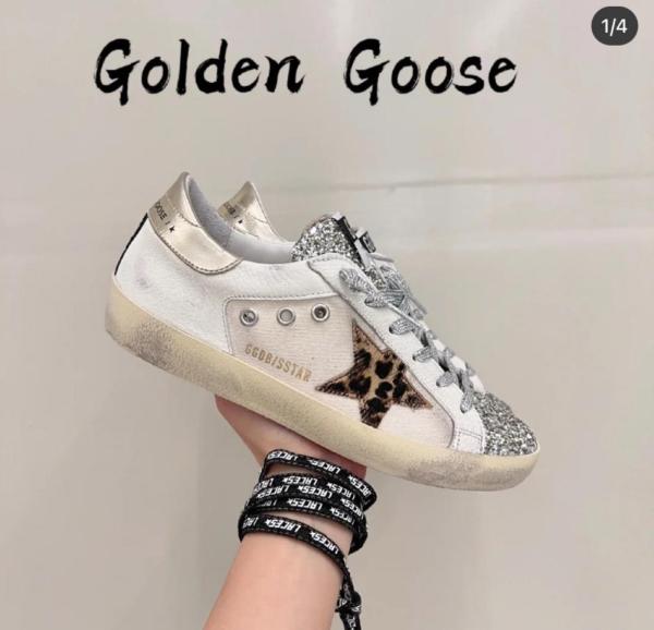 Golden Goose Super-Star Skate Shoes Women's Low-top Ecru