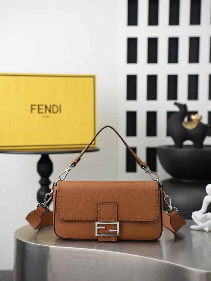 FENDI Baguette Cow Leather Shoulder Bag, Crossbody Bag, Handbag Medium Women's Coffee 8BR600-ARBB-F0EMR L27cm W6cm H15cm