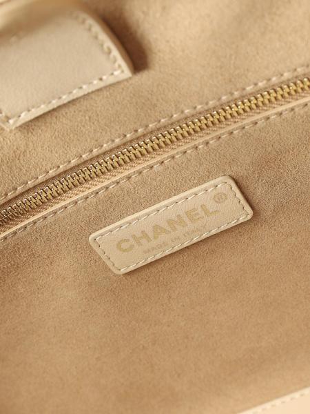 CHANEL Calfskin & Gold Metal Tote Bag, Shoulder Bag Small Women's Beige AS6243-B24023-U8372 L39.1*W13*H20cm