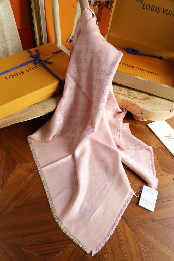 LOUIS VUITTON Original Design Silk Shawls Unisex Pink M79495 142.5*142.5CM